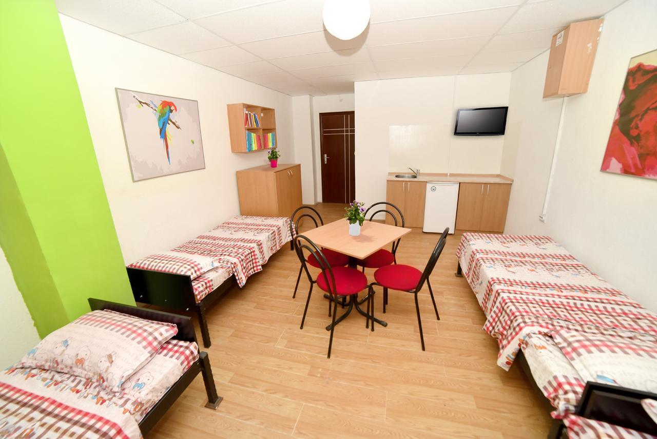 Hiljadnikov Apartments Stip Bagian luar foto